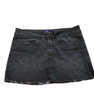 90s Y2K Miley Cyrus Max Azria Micro Mini Skirt Black Denim Size 32 (Juniors 11)